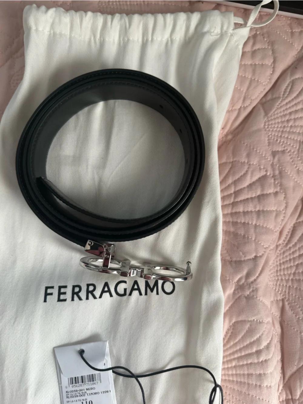Men’s Ferragamo belt